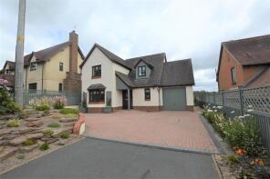 Hazeldene, Hamnish Road, Leominster HR6 0EJ