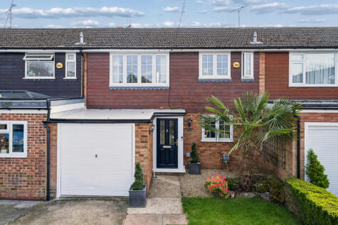 Hill Farm Road, Chalfont St Peter, SL9