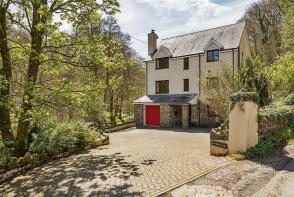 Riverglade, Cherrybridge, Barbrook EX35 6PG