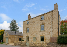 Saddlers, The Green, Chipping Norton OX7 6YD