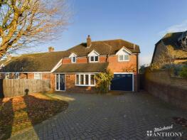 10a Reguam, Princes Close, Aylesbury HP18 9LN