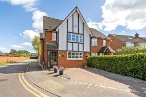 2, Shelfield Close, Hockley Heath, Solihull B94 6NG