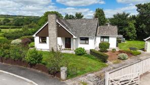 1, Newlands Close, Landkey EX32 0NH