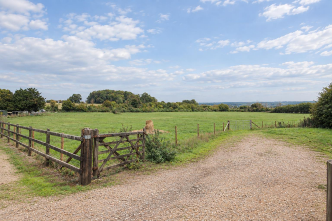 Outwick Fields