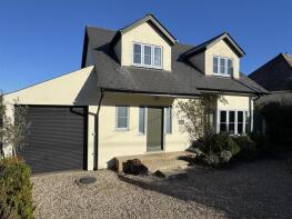 Bay Tree House, Lyme Road, Axminster EX13 5BQ