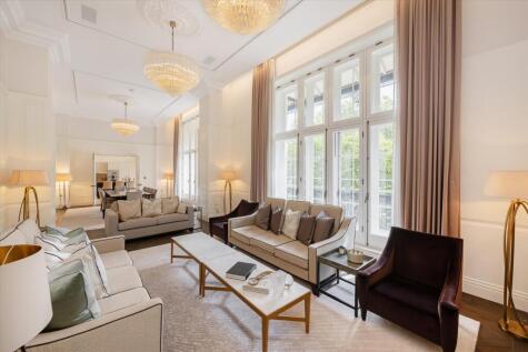 Connaught Place, London W2