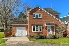 92, The Fairway, Sandown PO36 9EQ