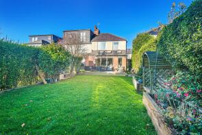 8, Stephen Hill Road, Sheffield S10 5NQ