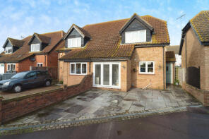 35, Ash Tree Court, Rochford SS4 2BS