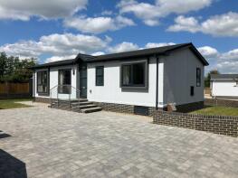 Greenedge House, Roecliffe Village, York YO51 9LY