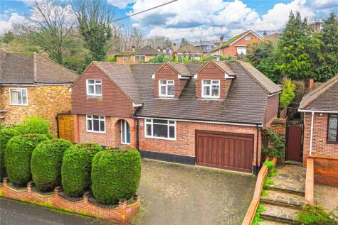 Rucklers Lane, Kings Langley, Hertfordshire, WD4