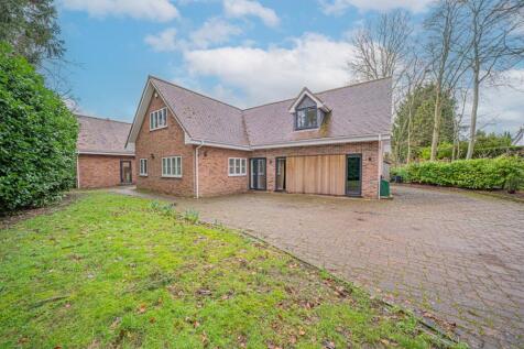 Kelsey Lane, Balsall Common, CV7