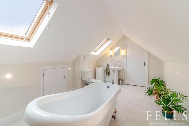 Master Suite - Bathroom