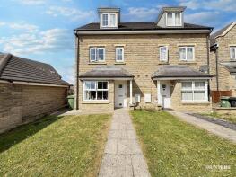 17, Highfield Chase, Dewsbury WF13 4DE