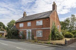 Hendon House, Loddon Road, Gillingham NR34 0LD