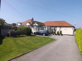 Hillcot, Church To A5026 Moorlands, Holywell CH8 8QZ