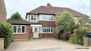 11, Newgatestreet Road, Waltham Cross EN7 5SS