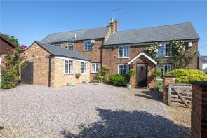 52 Bartholomew House, High Street, Towcester NN12 8XJ