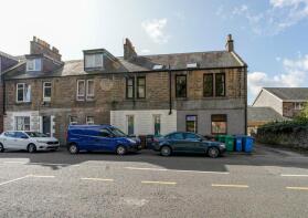142, Main Street, Dunfermline KY12 8SY