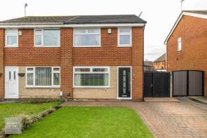 44, Hillside Avenue, Manchester M46 9LX