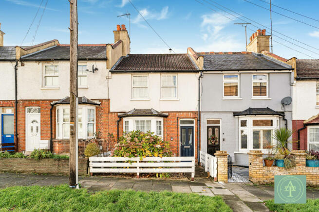 3 Bedroom Terraced for Sale