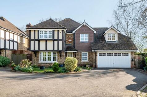 Hazelway Close, Fetcham, KT22