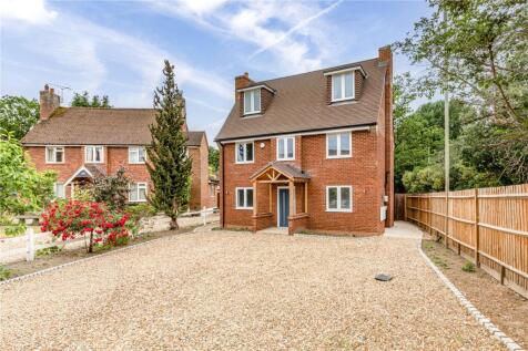 Otter Close, Ottershaw, Chertsey, Surrey, KT16