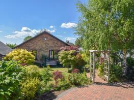 11, Barton Holme, Towcester NN12 8RJ