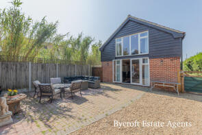 Louville, Main Road, Great Yarmouth NR29 3LW