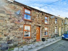5, Dinam Street, Nantymoel, Nant-y-moel CF32 7PU