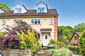 4, 109 Riverside Mews, Hawksworth Road, Horsforth, Leeds LS18 4JJ