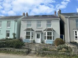 Y Bwthyn Glanymor, The Green, Llansteffan, Carmarthen SA33 5LW
