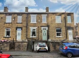 10, Albert Street, Clifton, Brighouse HD6 1QU