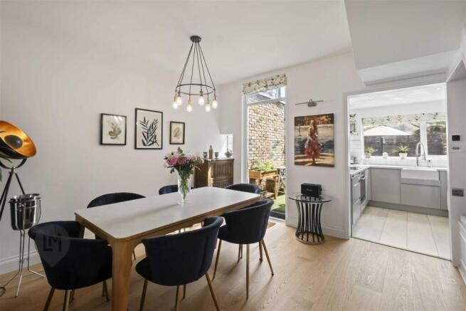 Living/Dining Room