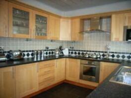 122, Tombridge Crescent, Kinsley, Pontefract WF9 5HE