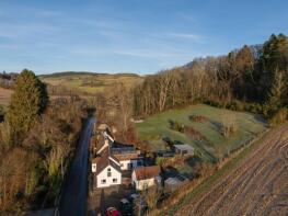 The Hobbit, Newburgh Road, Cupar KY14 7EF