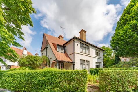 Winscombe Crescent, W5