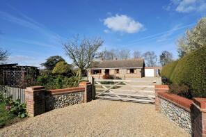 St Edmundsbury, Whissonsett Road, Dereham NR20 5DU