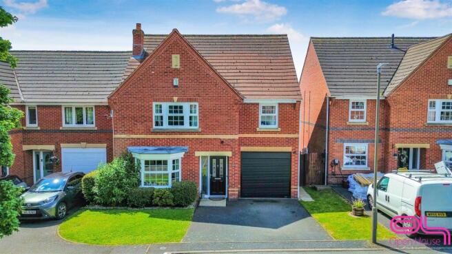 Queen Victoria Drive, Swadlincote (32).jpg