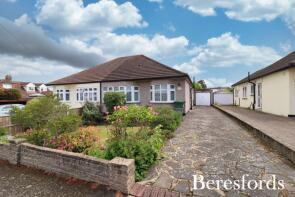22, Hornbeam Avenue, Upminster RM14 2NH