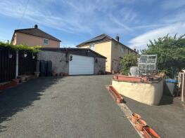 1, Newill Close, Bradford BD5 8QY