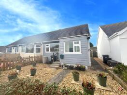 29, Gibbons Fields, Helston TR12 7EA