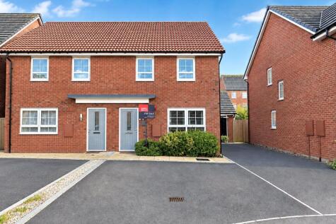 Mays Drive, Westbury