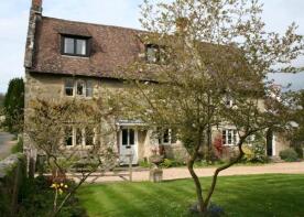 Combe House, High Street, Salisbury SP3 5DB