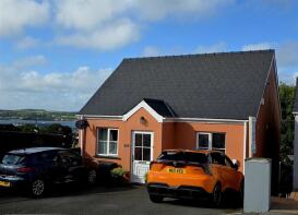 Ty Hyfryd, Milton Terrace, Pembroke Dock SA72 6BJ