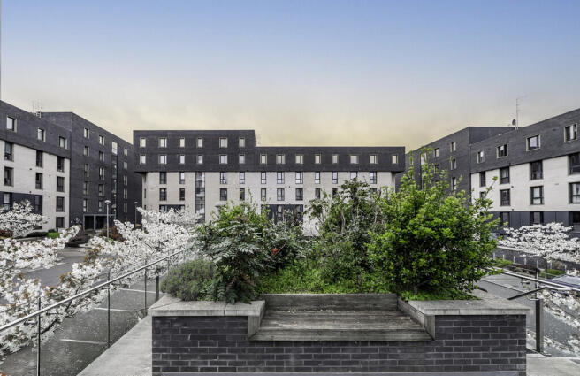 FS - Courtyard