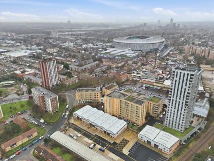 Cannon Road, London, N17