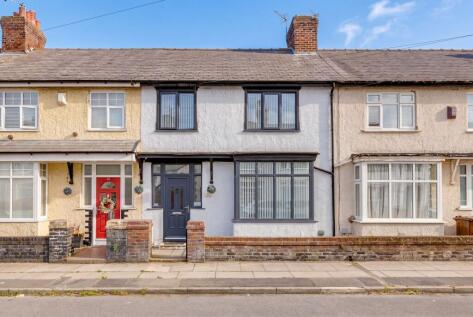 Queensway, Waterloo, L22