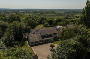 Paddock House, Little London, Aylesbury HP22 4LE
