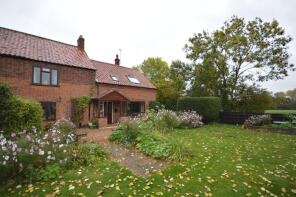 The Hideaway, White Horse Lane, Briggate, North Walsham NR28 9QZ